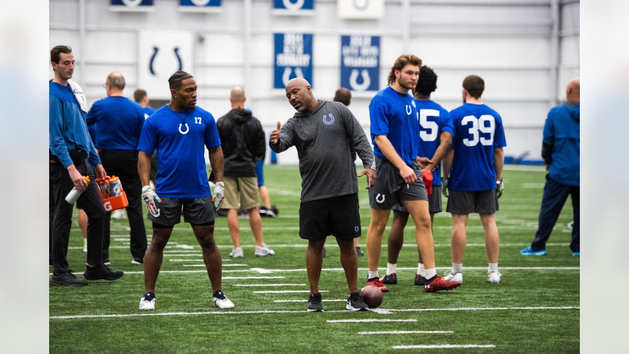 Indianapolis Colts host 41 draft prospects at local pro day