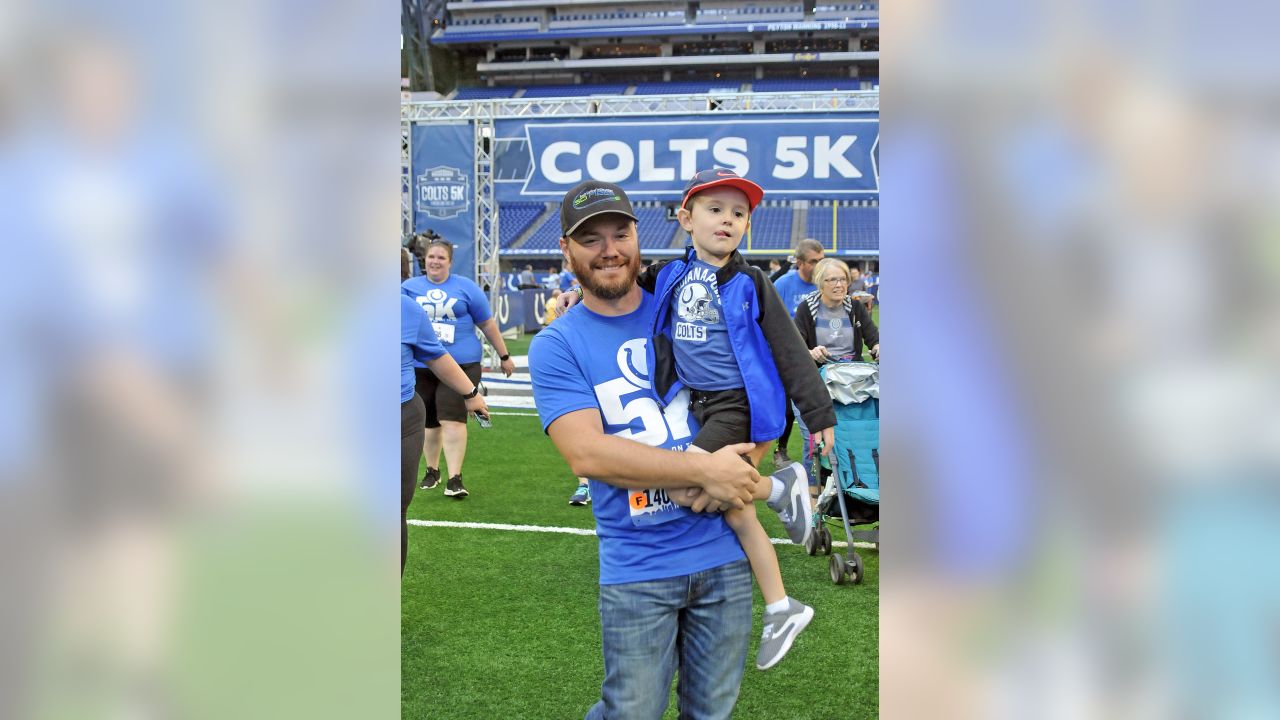 Colts fans race to the finish line in the return of the Colts 5K 