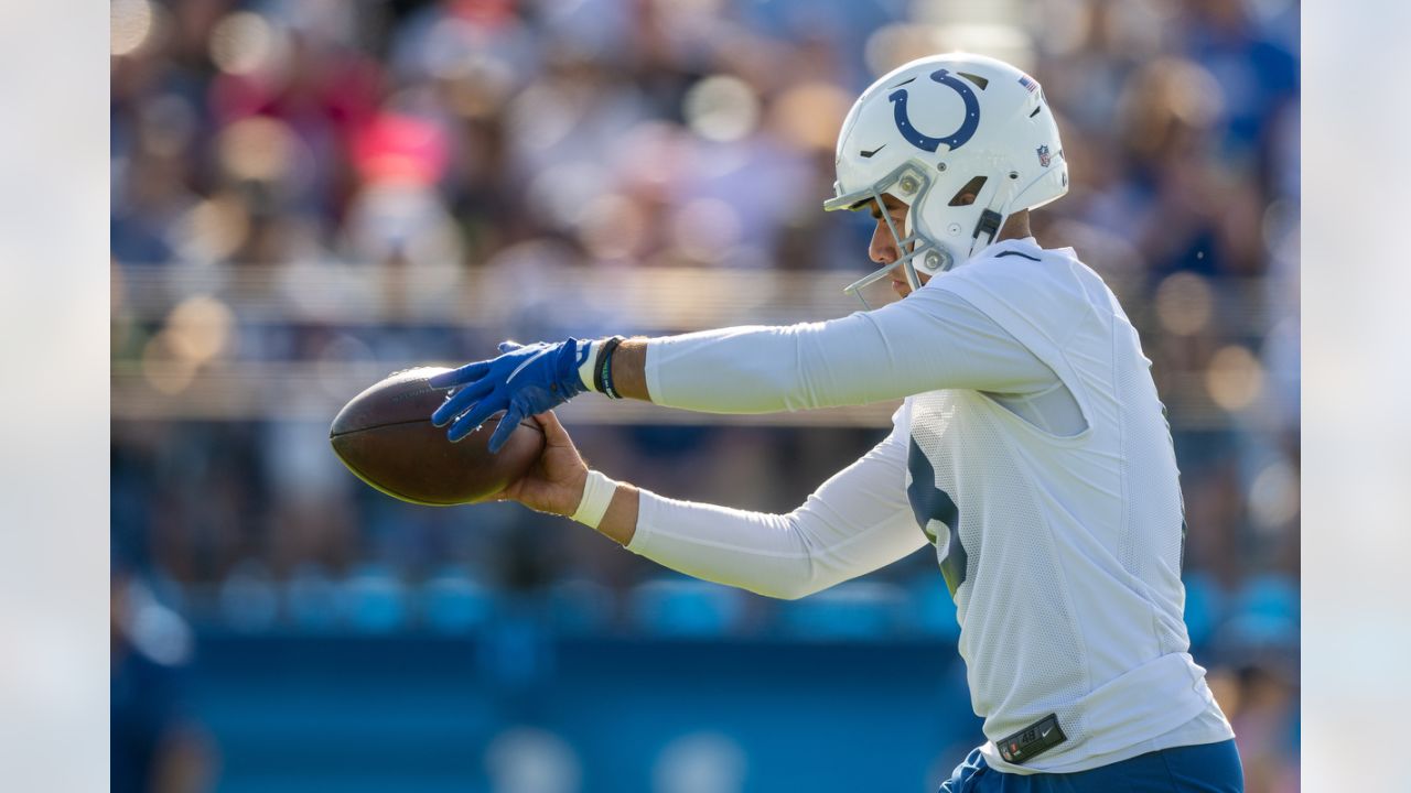 Indianapolis Colts' Kenny Moore II (23) is examined during the second half  of an NFL football game against the Pittsburgh Steelers, Monday, Nov. 28,  2022, in Indianapolis. (AP Photo/AJ Mast Stock Photo - Alamy