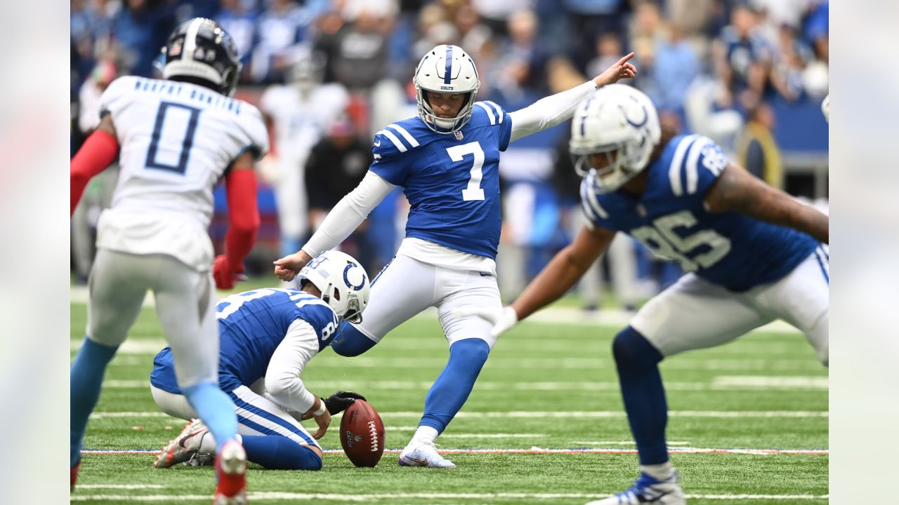 Colts end seven-game home losing streak with 23-16 win over