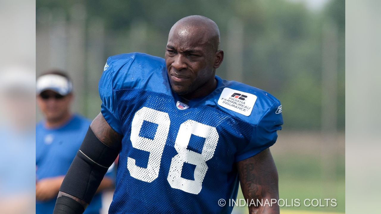 Former Colts great DE Robert Mathis to become 17th honoree into team's Ring  of Honor on Nov. 22