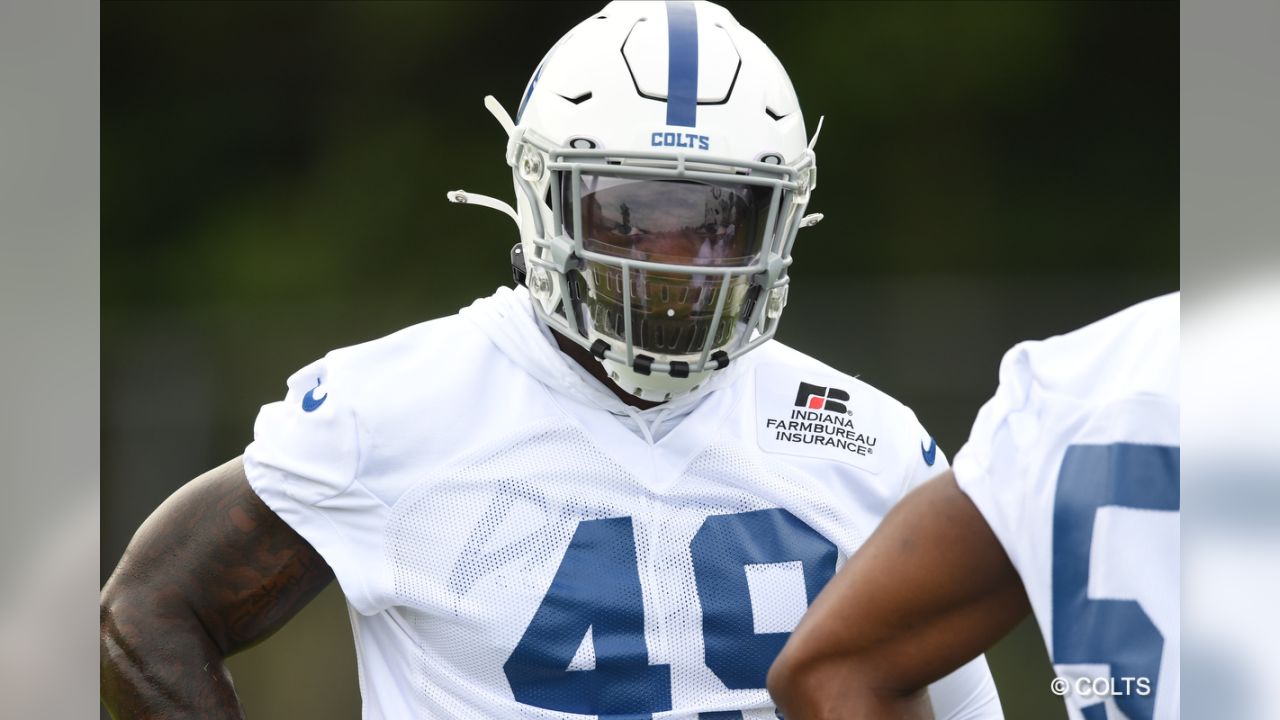 Indianapolis Colts wide receiver T.Y. Hilton (13) gives autographs to fans  following practice at the NFL team's football training camp in Indianapolis,  Sunday, July 30, 2017. (AP Photo/Michael Conroy Stock Photo - Alamy