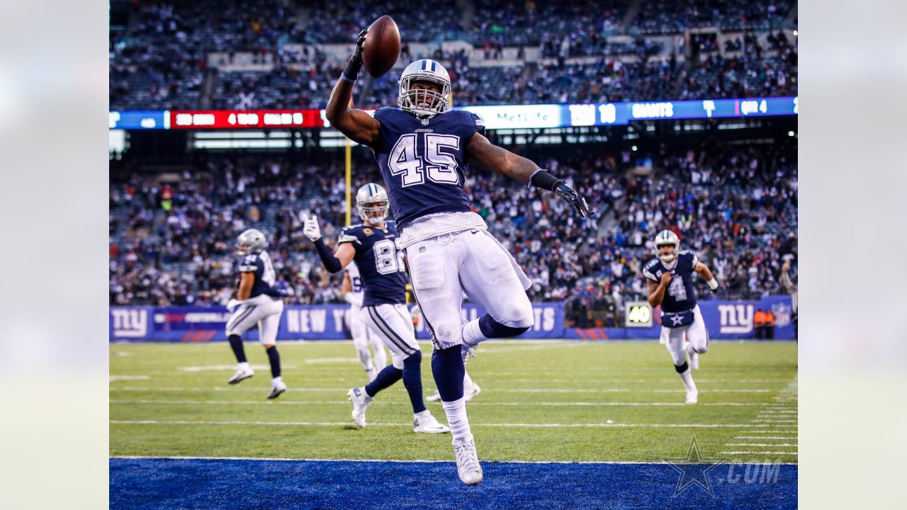 June 14th, 2017: .Dallas Cowboys fullback Rod Smith (45) .during an NFL  minicamp at The Star in Frisco, TX.Manny Flores/Cal Sport Media Stock Photo  - Alamy