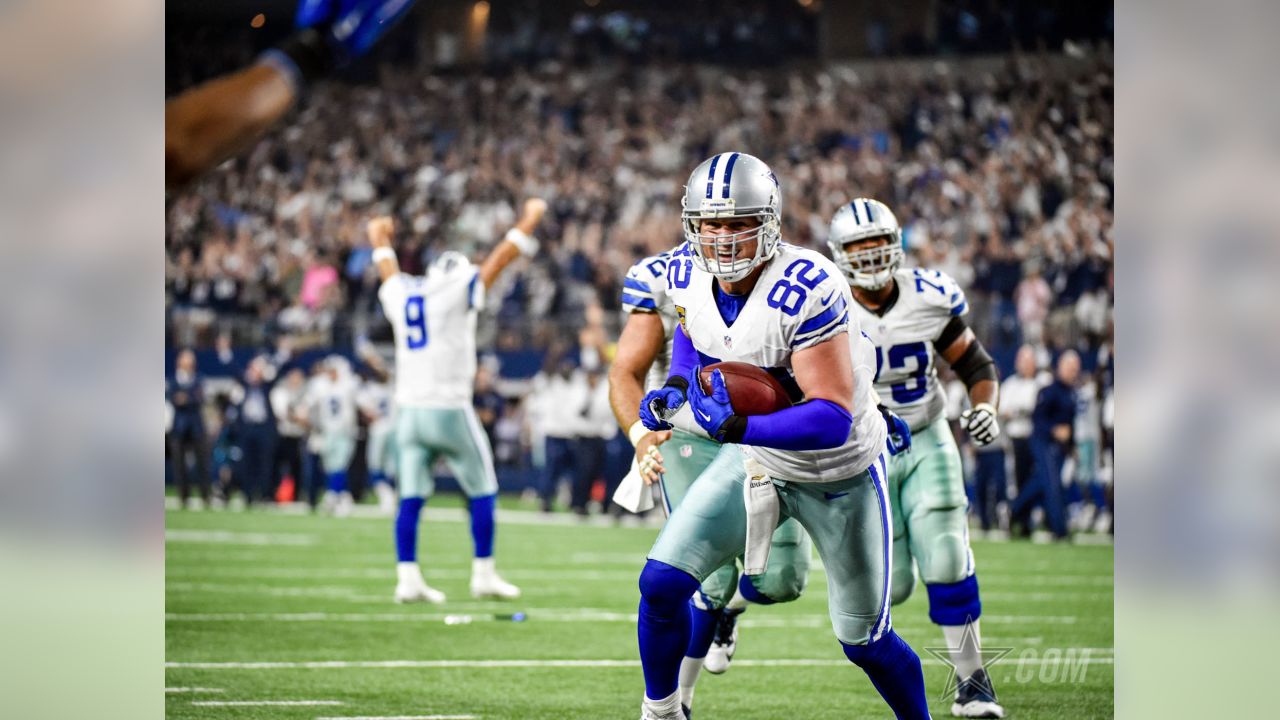 Dallas Cowboys tight end Jason Witten (82) walks the sidelines during an  organized team activity at its NFL football training facility in Frisco,  Texas, Wednesday, May 29, 2019. (AP Photo/Ron Jenkins Stock