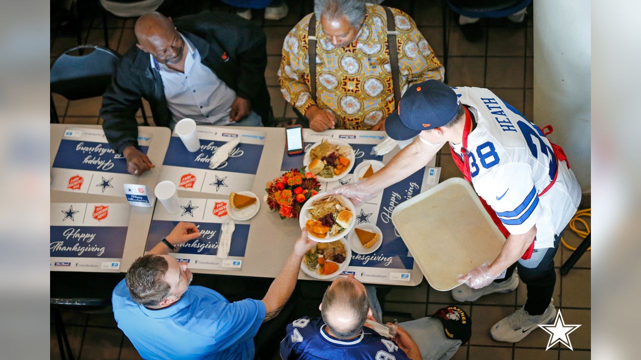 Charitybuzz: Dinner with the Legendary Dallas Cowboys “Triplets