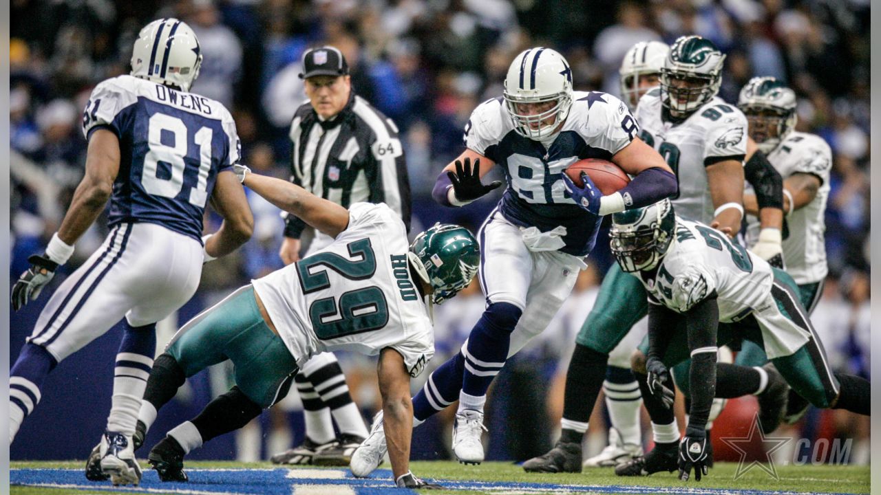 Dallas Cowboys tight end Jason Witten (82) warms up prior to the NFL - NFC  Playoffs football game between the Philadelphia Eagles and Dallas Cowboys  at Cowboys Stadium in Arlington, Texas. Cowboys