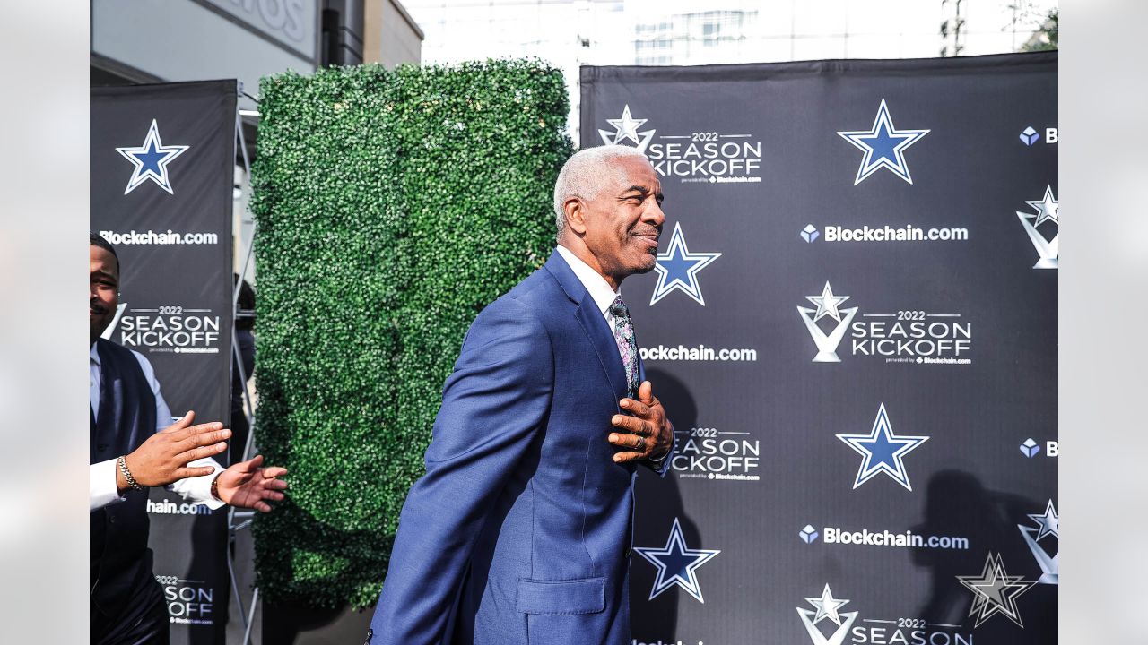 Dallas Cowboys - Dak stays servin', but what fashion statement should he  make on the Blue Carpet for our Season Kickoff Event presented by  Blockchain.com Comment your ⬇️ suggestions! Catch him &