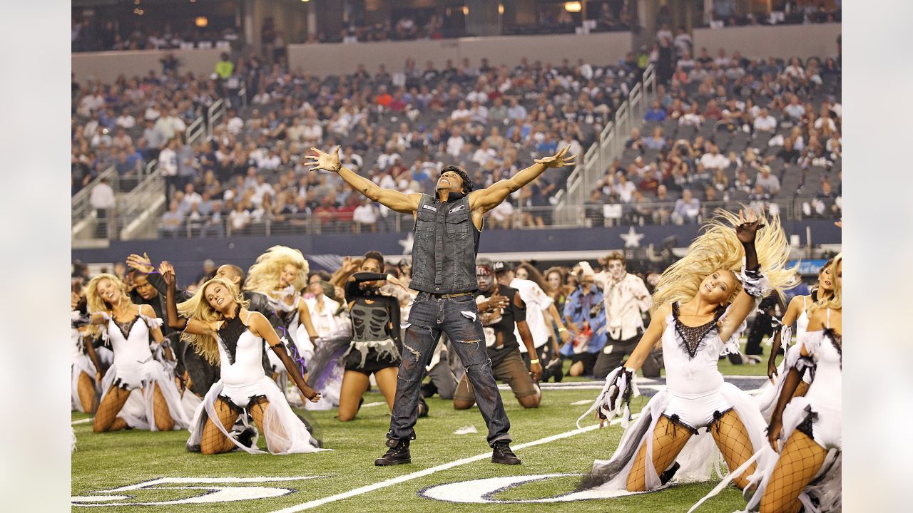 Blog: Inside Dallas Cowboys Rhythm & Blue's Epic Halftime Show at AT&T  Stadium