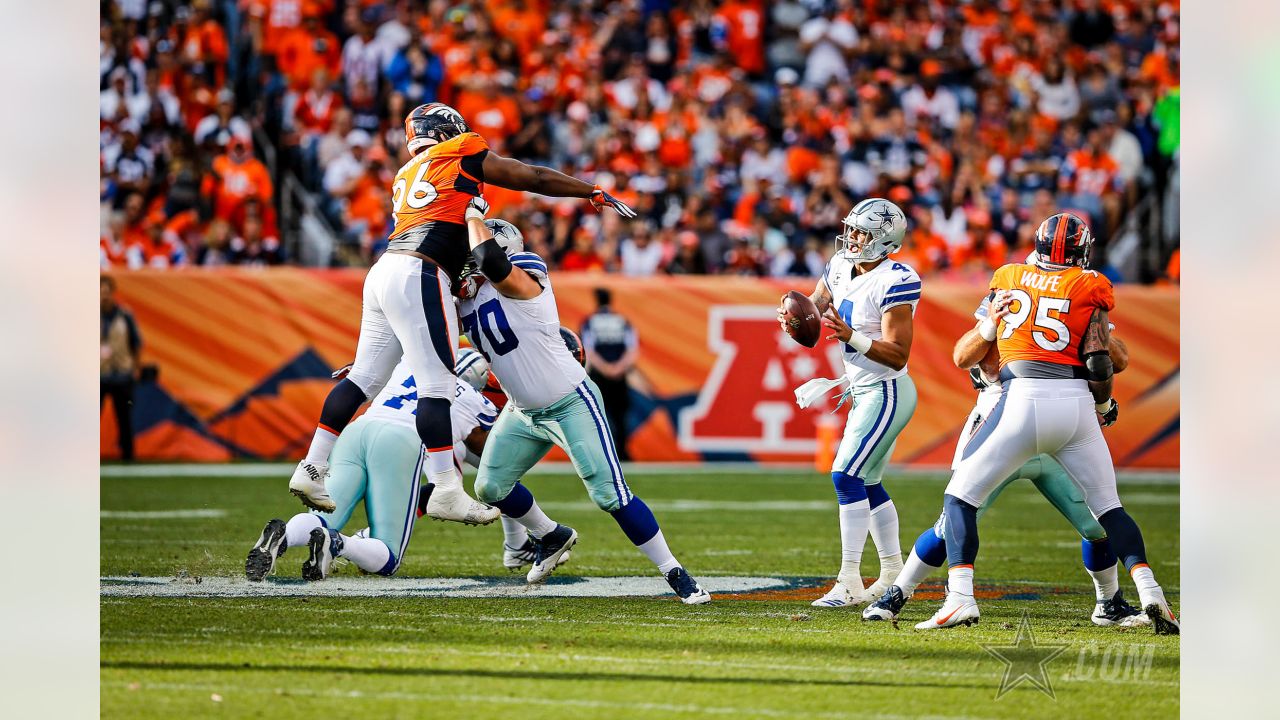 Sep 22, 2019: Dallas Cowboys offensive guard Zack Martin #70 during an NFL  game between the