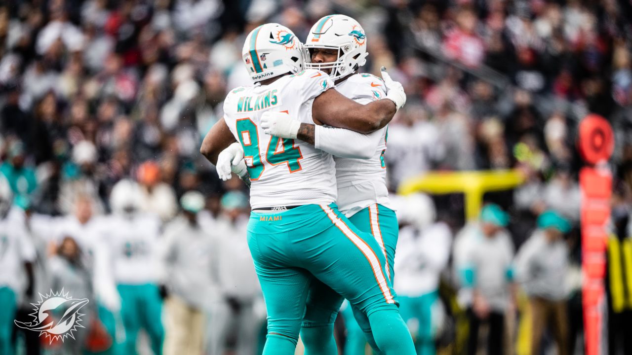 NFL Week 17 PFF ReFocused: Miami Dolphins 27, New England Patriots