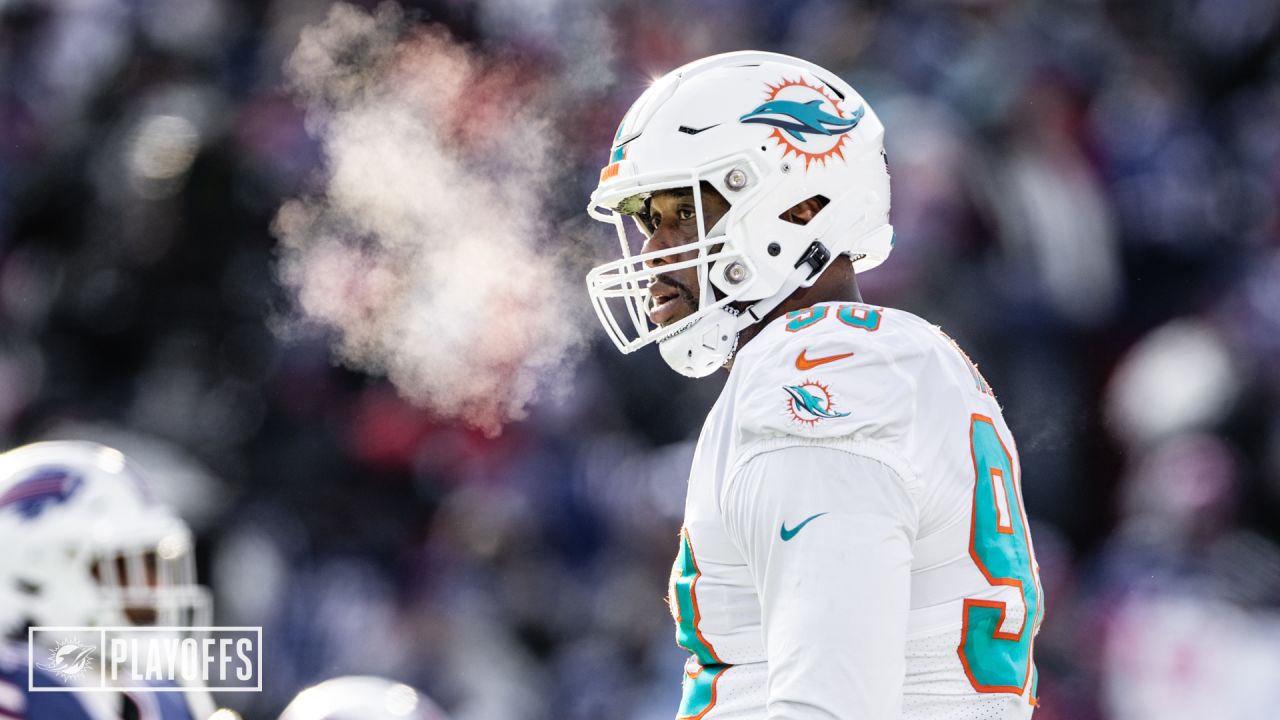 PHOTOS: Gameday - Miami Dolphins at Buffalo Bills - Wild Card