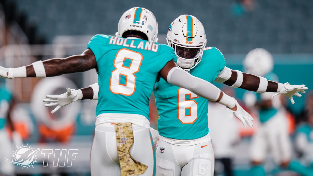 Gameday Gallery: Ravens vs. Dolphins