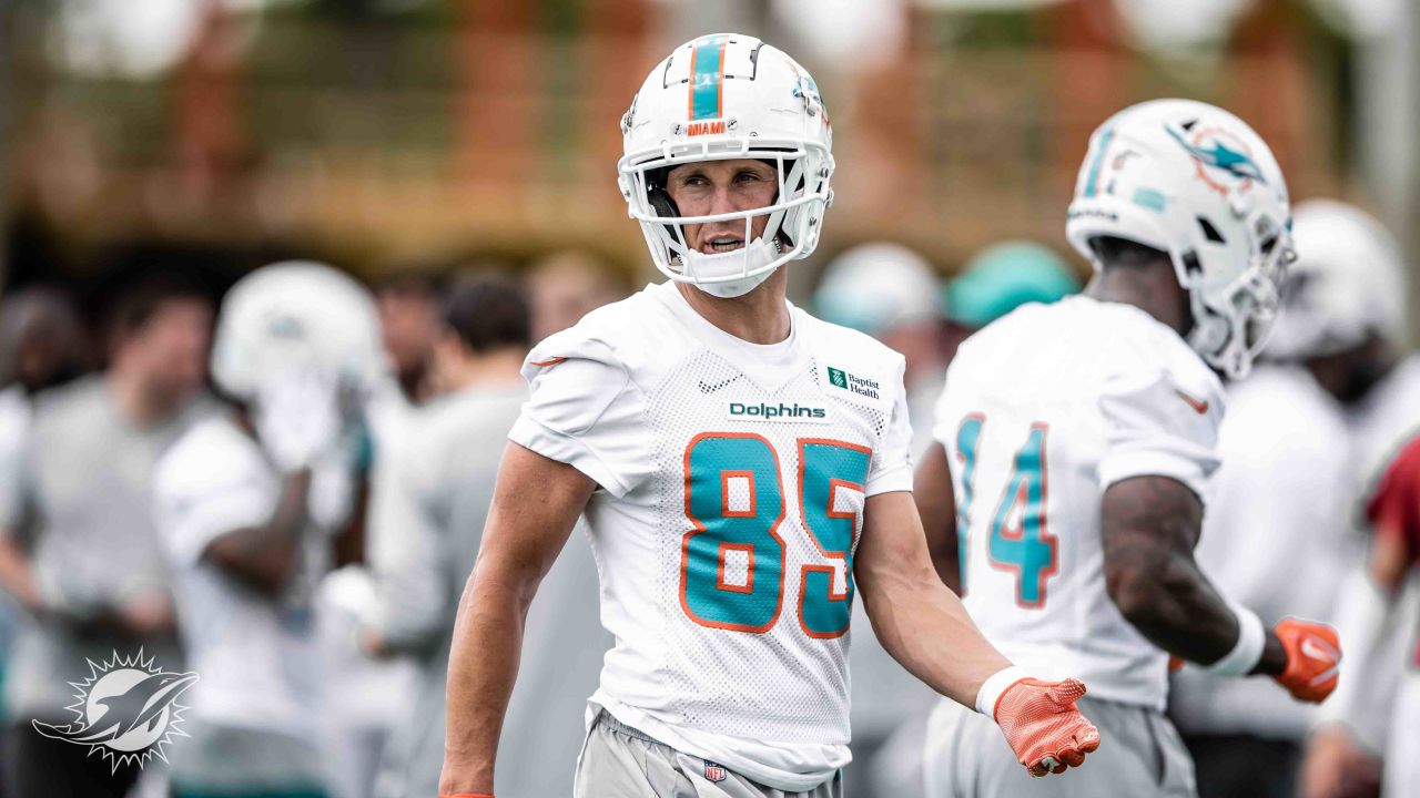 Secret Weapon River Cracraft is Loved by Dolphins Fans