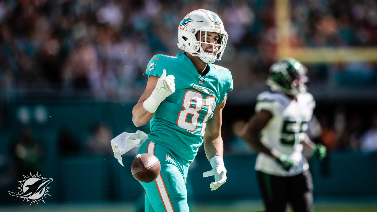 Photo: New York Jets vi Miami Dolphins in New Jersey - NYP20221009111 