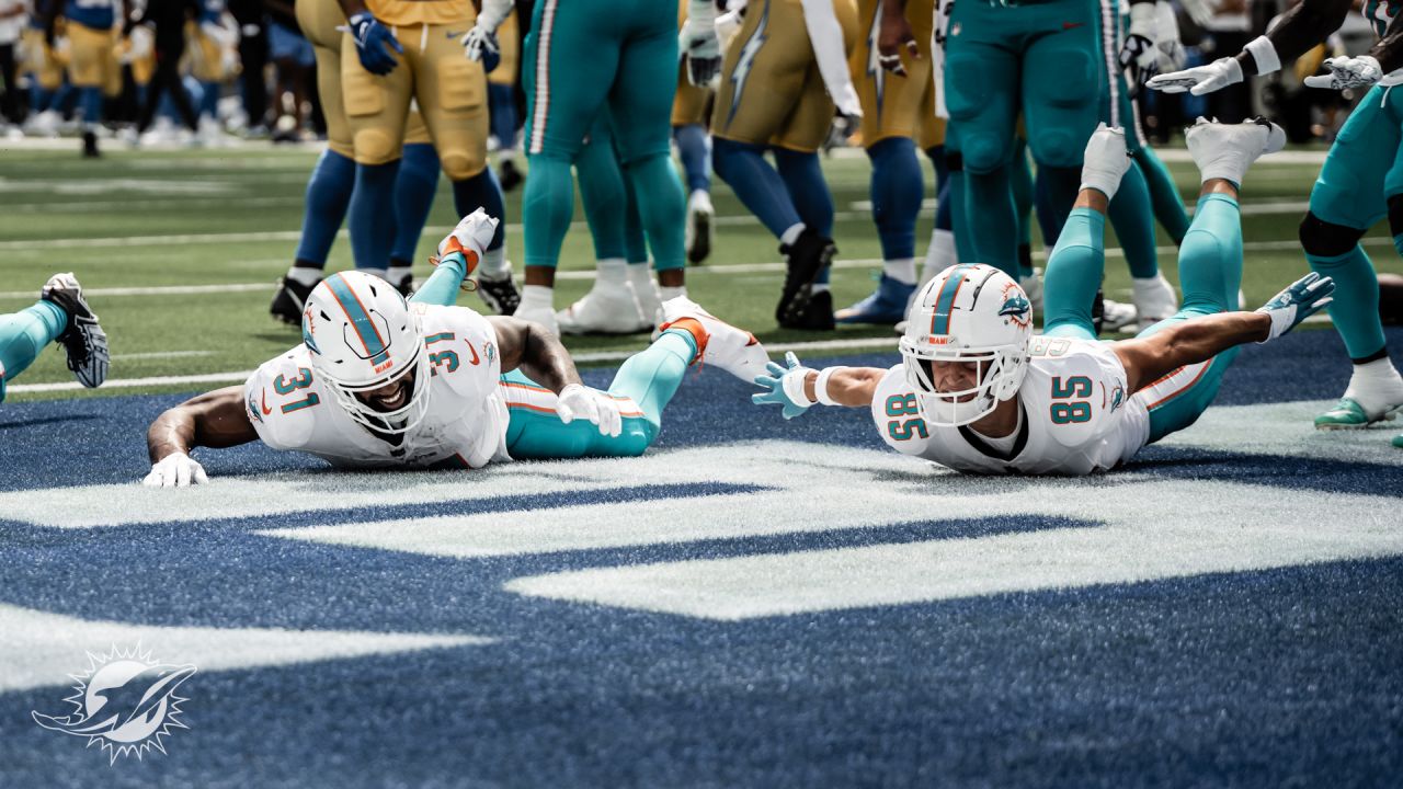 4,617 Dolphins V Chargers Stock Photos, High-Res Pictures, and