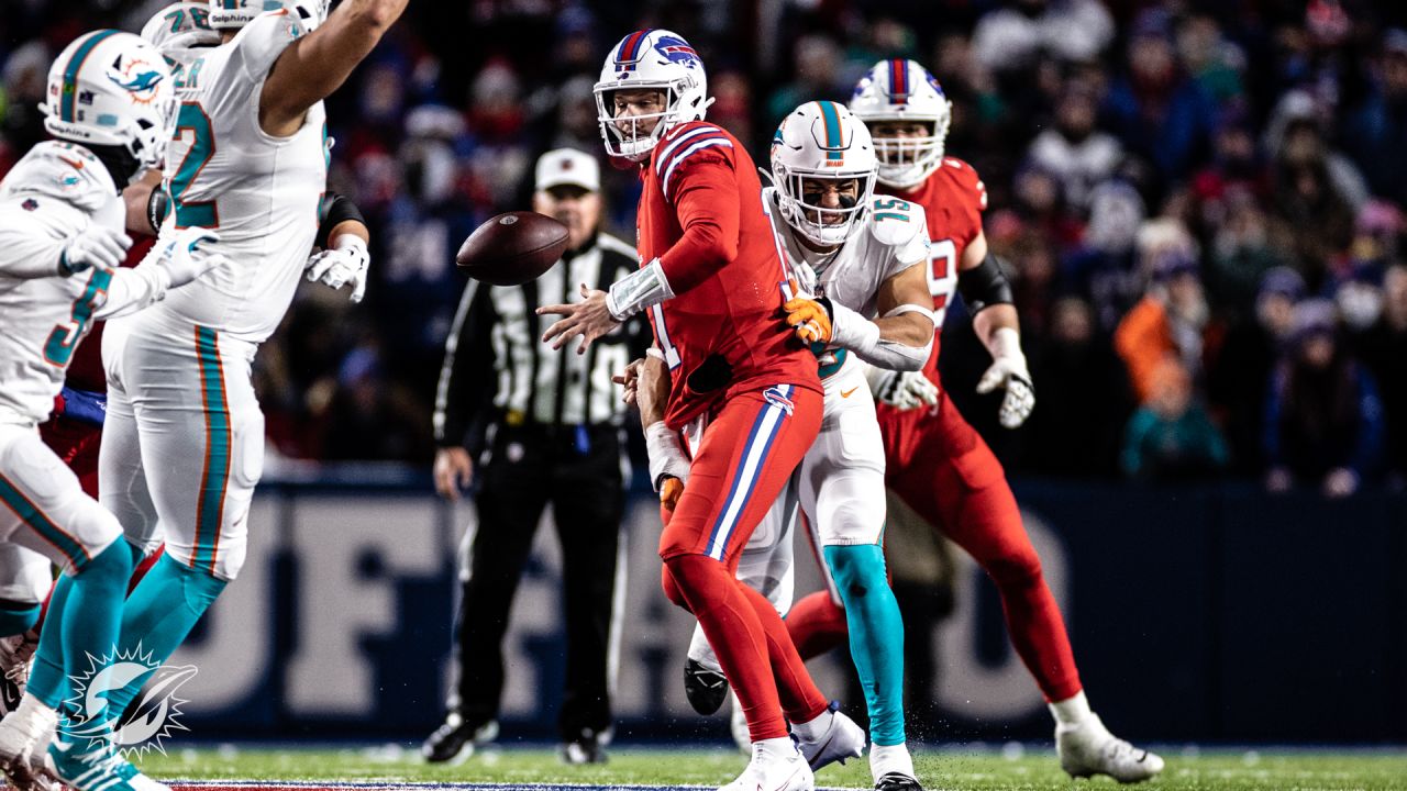 PHOTOS: Gameday - Miami Dolphins at Buffalo Bills - Week 15