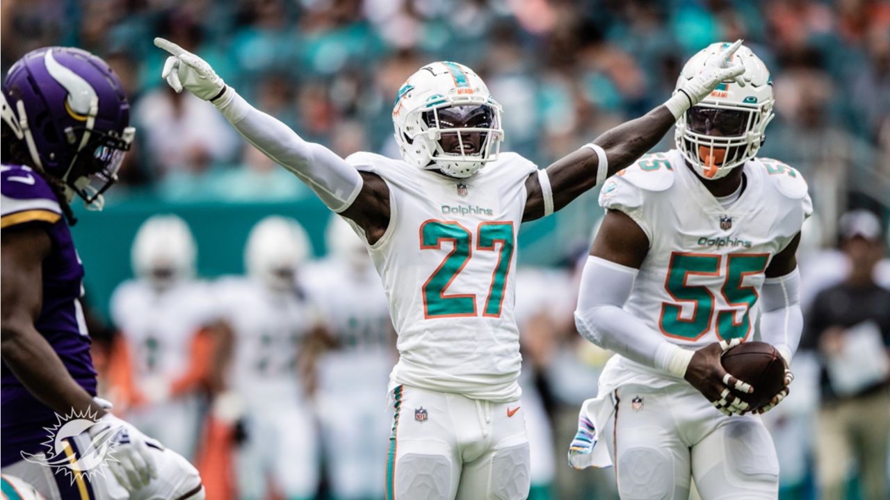 Photo Gallery: Dolphins v. Vikings, Sunday, October 16, 2022