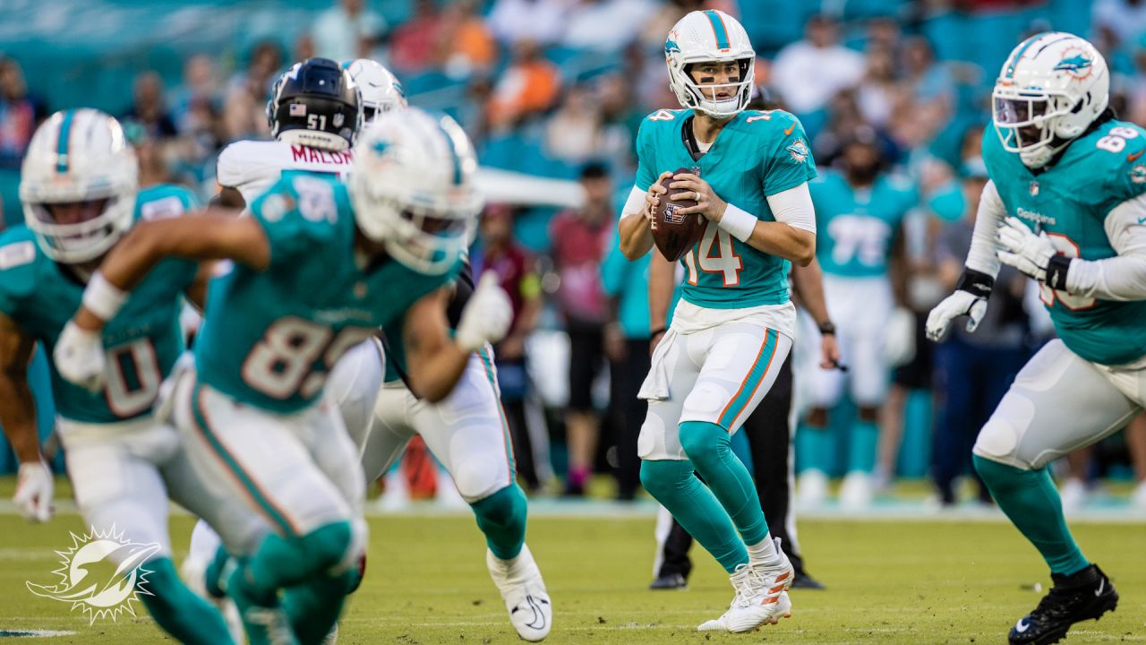 Week 1 Recap: Dolphins Win a Thriller, Eagles Hang On Against