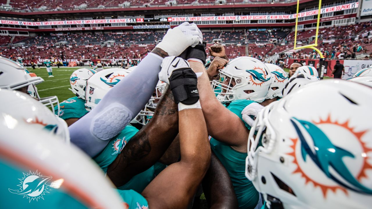 Photo: Tampa Bay Buccaneers, Miami Dolphins in Tampa - TPA20220810140 