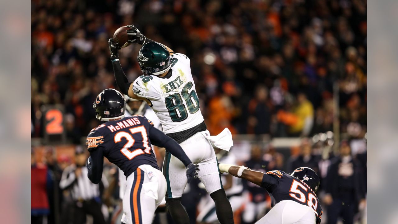 Eagles' Treyvon Hester tipped Cody Parkey's missed field goal in playoff  win over Bears