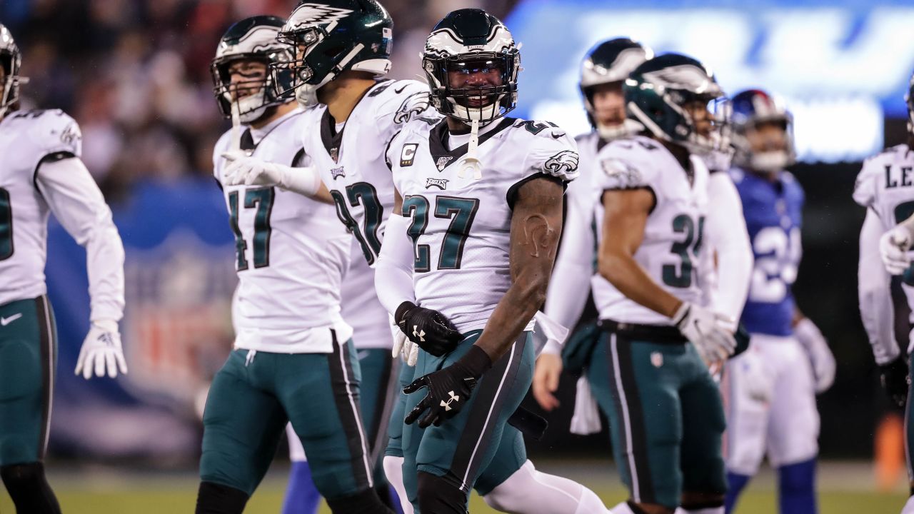 Eagles clinch NFC East title, await NFC West runner-up in Wild Card round