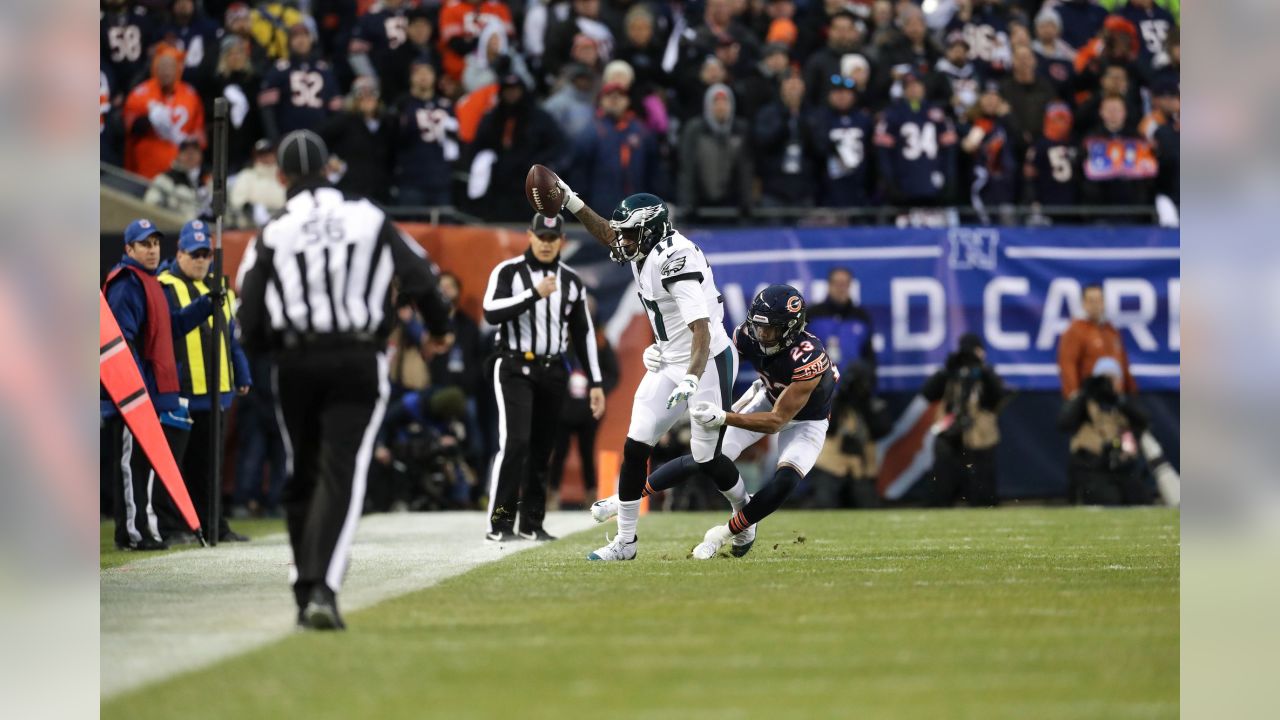 VIDEO: Eagles' Treyvon Hester Tipped Bears' Cody Parkey's Missed FG