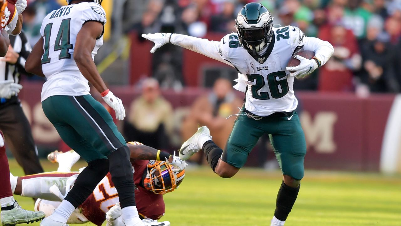 Game Recap: Eagles escape Washington with a 37-27 victory!