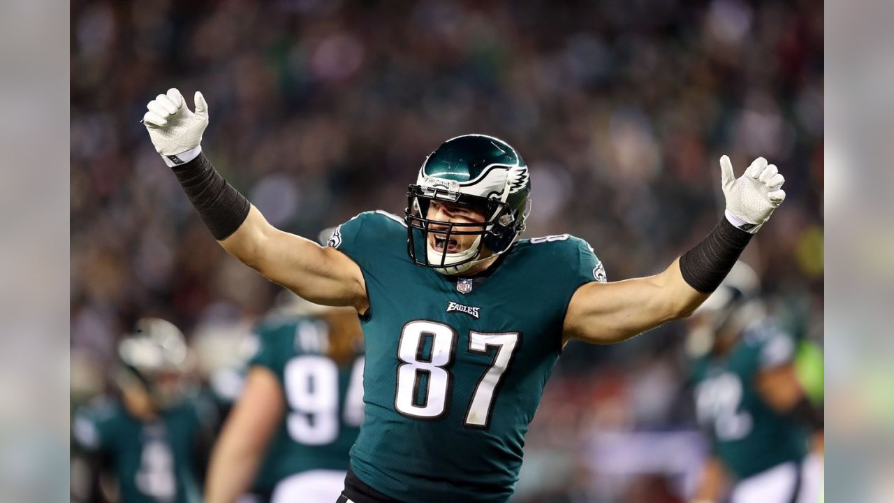 Brandon Graham learned from Brent Celek to cherish the Eagles