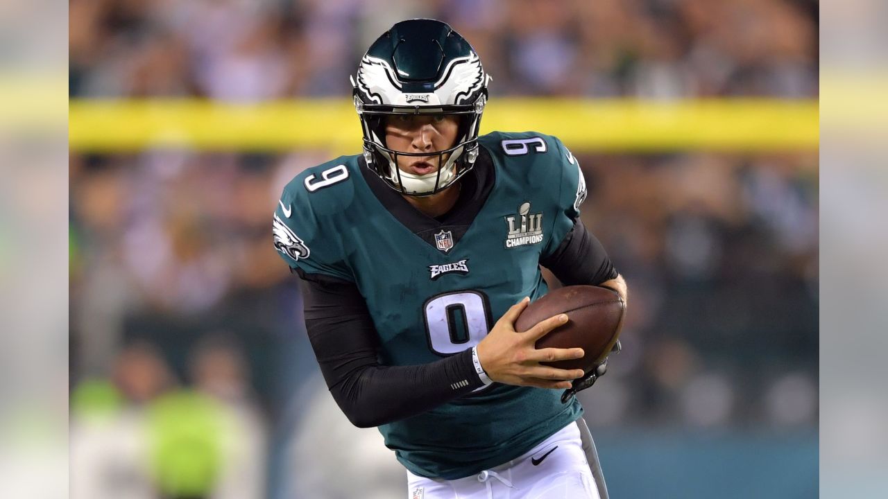 Philadelphia, Pennsylvania, USA. 6th Sep, 2018. Philadelphia Eagles  quarterback Nick Foles (9) in action during the NFL game between the  Atlanta Falcons and the Philadelphia Eagles at Lincoln Financial Field in  Philadelphia