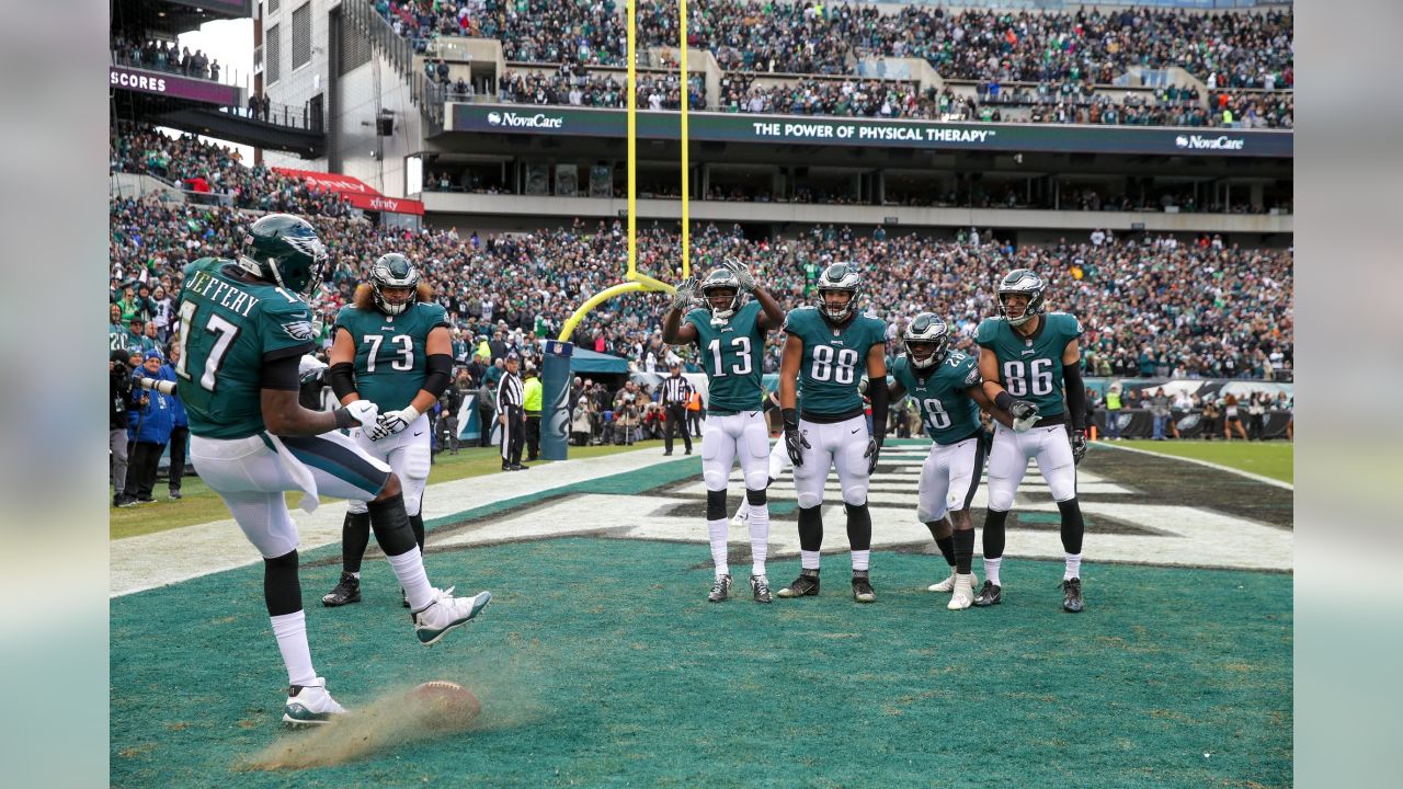 Philadelphia, Pennsylvania, USA. 21st Oct, 2018. Philadelphia Eagles  cornerback Jalen Mills (31) in action during the NFL game between the  Carolina Panthers and the Philadelphia Eagles at Lincoln Financial Field in  Philadelphia