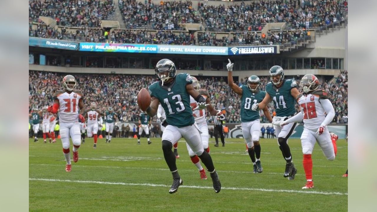 Brent Celek injury: Eagles TE suffers concussion, out for game