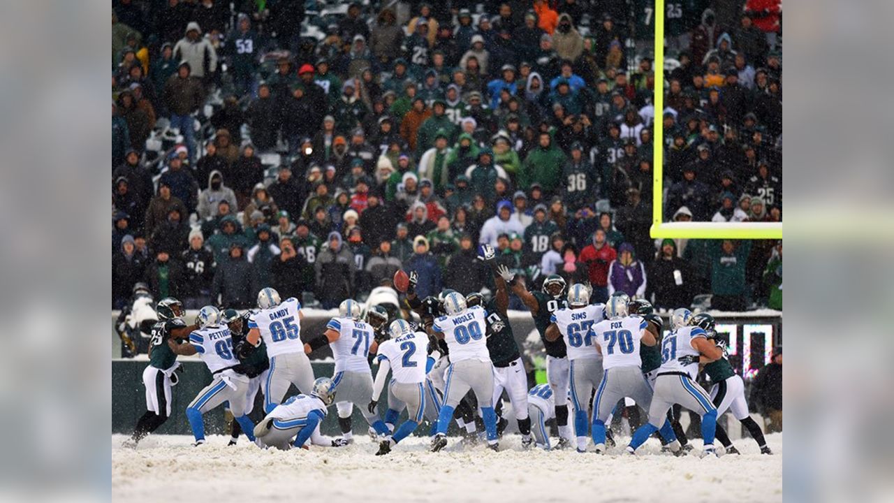 The Blizzard Bowl: Lions vs. Eagles 2013, One of the great snow games in  NFL history. The 2013 Blizzard Bowl between the Lions and Eagles. (via NFL  Throwback), By NFL