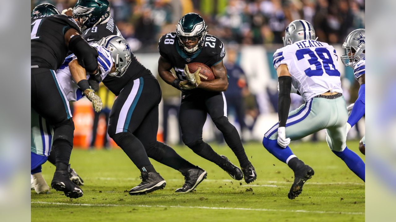 Philadelphia Eagles fall to Dallas Cowboys, 27-20, in key NFC East tilt 