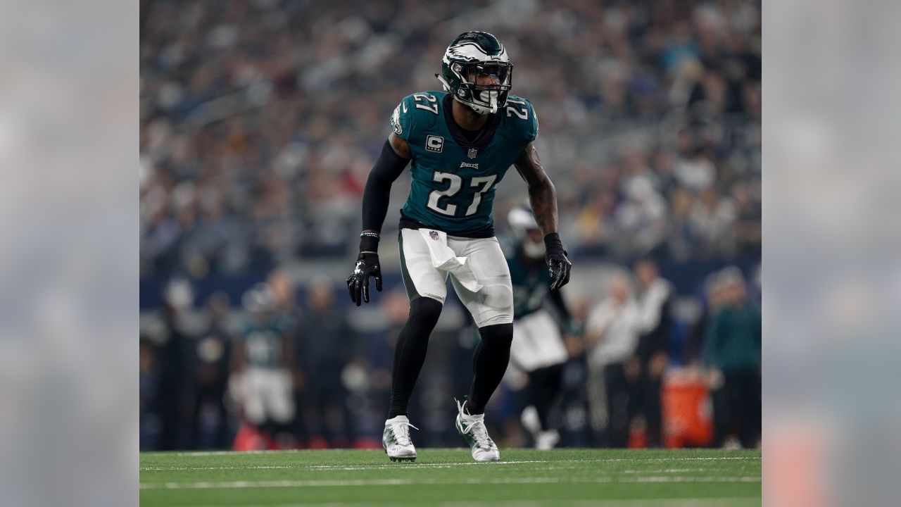 Philadelphia Eagles Malcolm Jenkins pulls Dallas Cowboys Ezekiel