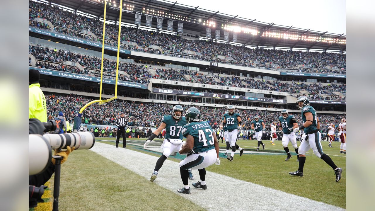 Brent Celek, longest-tenured Eagle, keeps eyes on prize