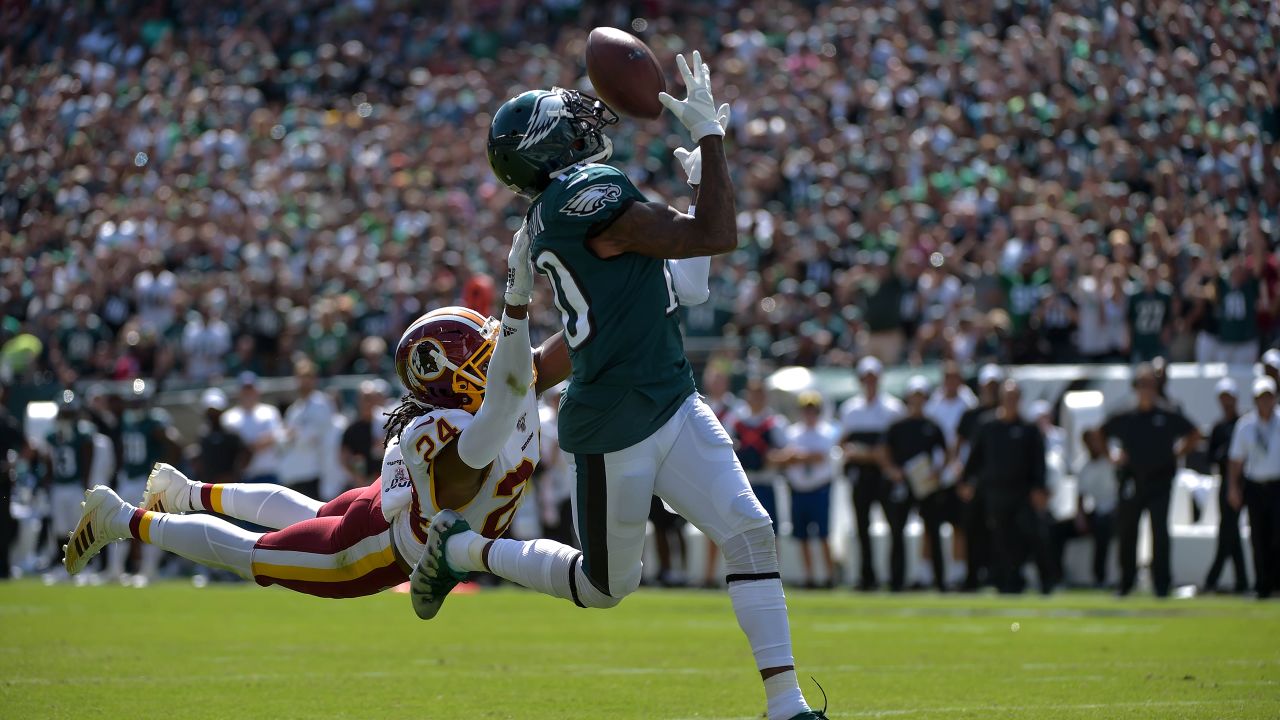 Philadelphia, United States. 08th Sep, 2019. Philadelphia Eagles wide  receiver DeSean Jackson (10) celebrates after scoring a touchdown during  the first half against the Washington Redskins at Lincoln Financial Field  in Philadelphia