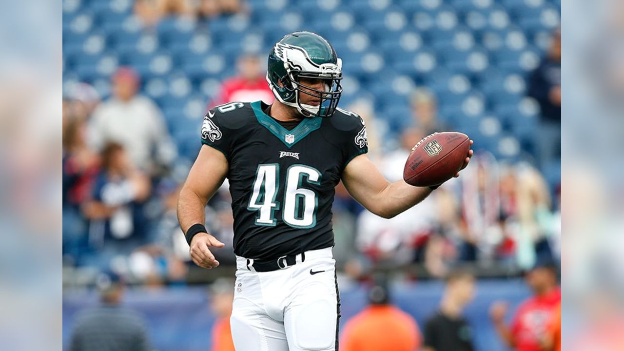 Eagles trade LS Jon Dorenbos to Saints for draft pick