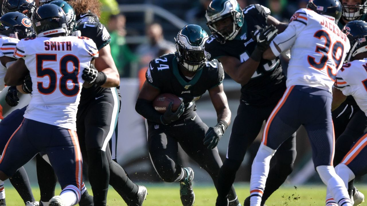 Philadelphia Eagles beat Chicago Bears 22-14 improve to 5-4