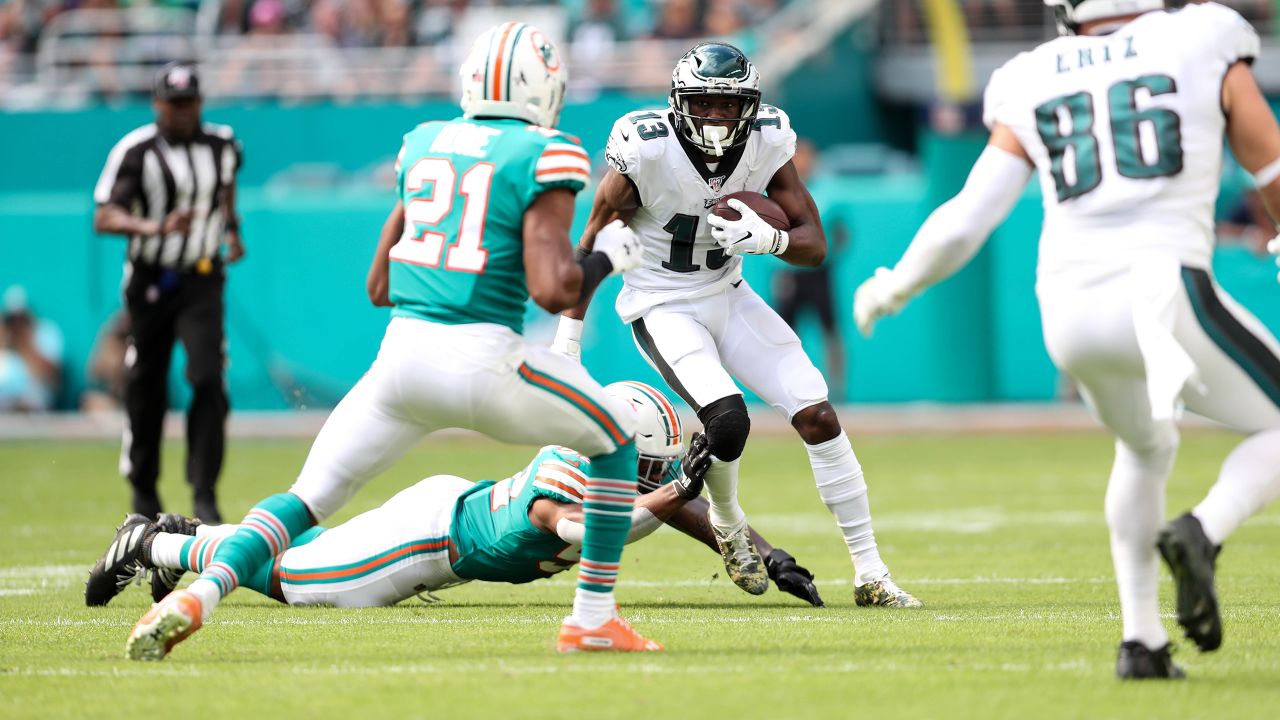 Miami Dolphins Vs Philadelphia Eagles This Weekend Doesn't Look Promising -  Narcity