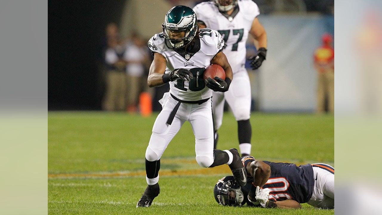 Philadelphia Eagles defensive backs Lito Sheppard, left, and Asante Samuel  watch mini-camp practice at the Nova Care Center in Philadelphia,  Pennsylvania, Sunday, May 4, 2008. (Photo by Peter Tobia/Philadelphia  Inquirer/MCT/Sipa USA Stock