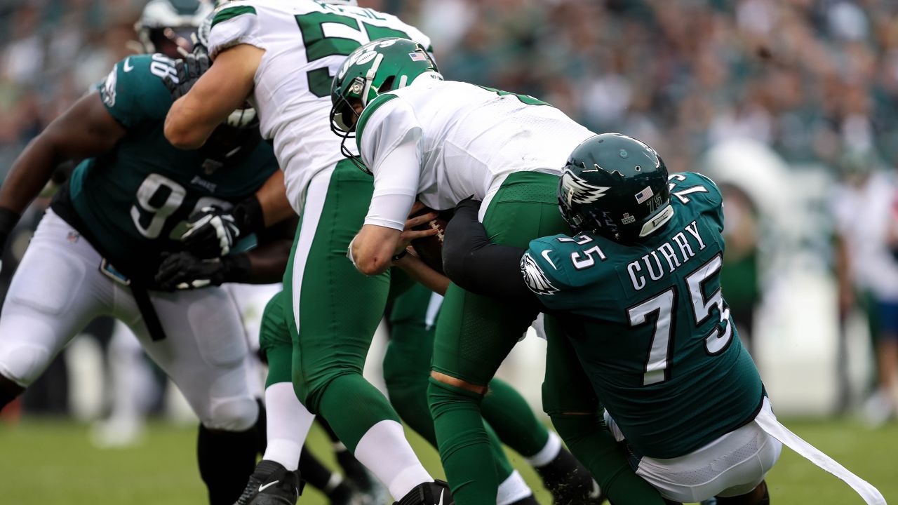 Philadelphia, Pennsylvania, USA. 6th Oct, 2019. Philadelphia Eagles  defensive end Vinny Curry (75) in action during the NFL game between the New  York Jets and the Philadelphia Eagles at Lincoln Financial Field