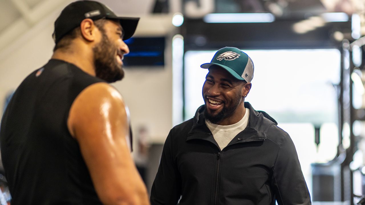 Haason Reddick meeting Jordan Mailata