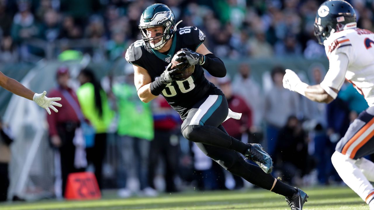 Philadelphia Eagles beat Chicago Bears 22-14 improve to 5-4