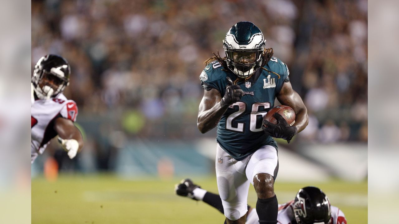 Atlanta Falcons 12-18 Philadelphia Eagles: Eagles hold on to