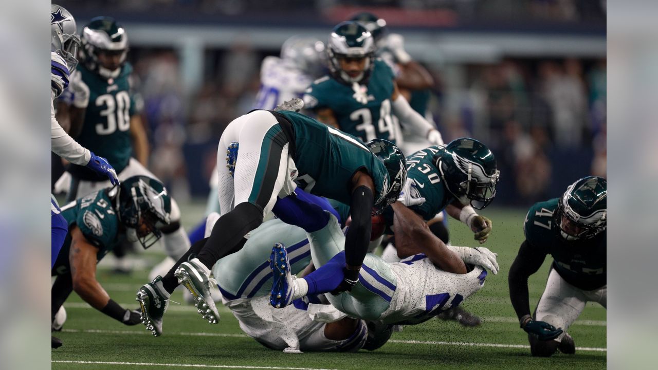 Philadelphia Eagles Malcolm Jenkins pulls Dallas Cowboys Ezekiel Elliott  jersey on a 6-yard run during