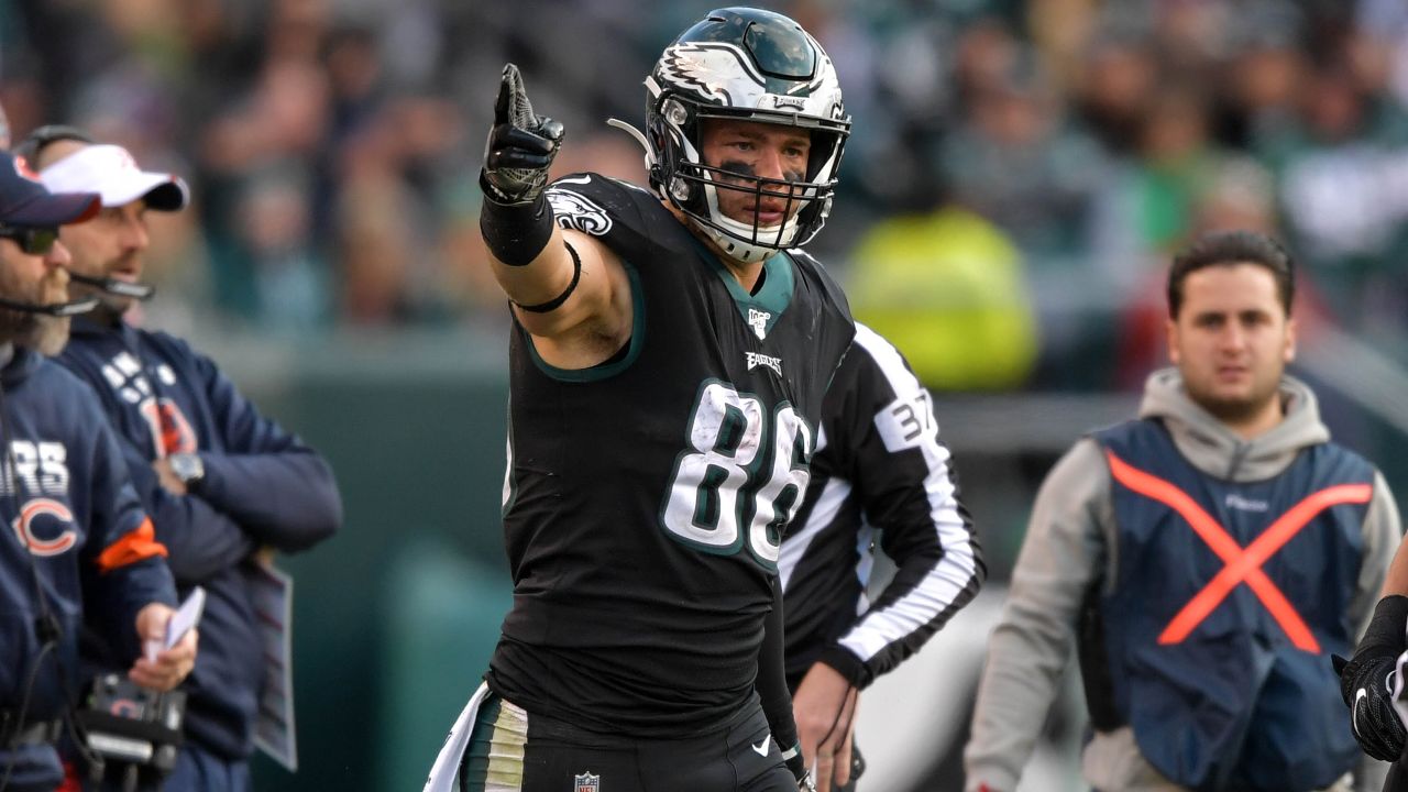 Philadelphia Eagles beat Chicago Bears 22-14 improve to 5-4