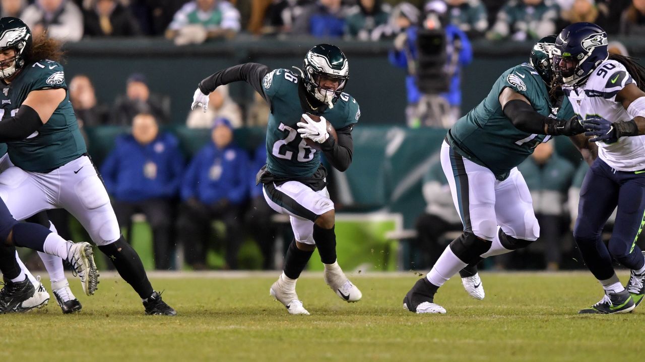 Eagles' Carson Wentz reflects on performance earlier this season in loss to  Seahawks ahead of rematch 