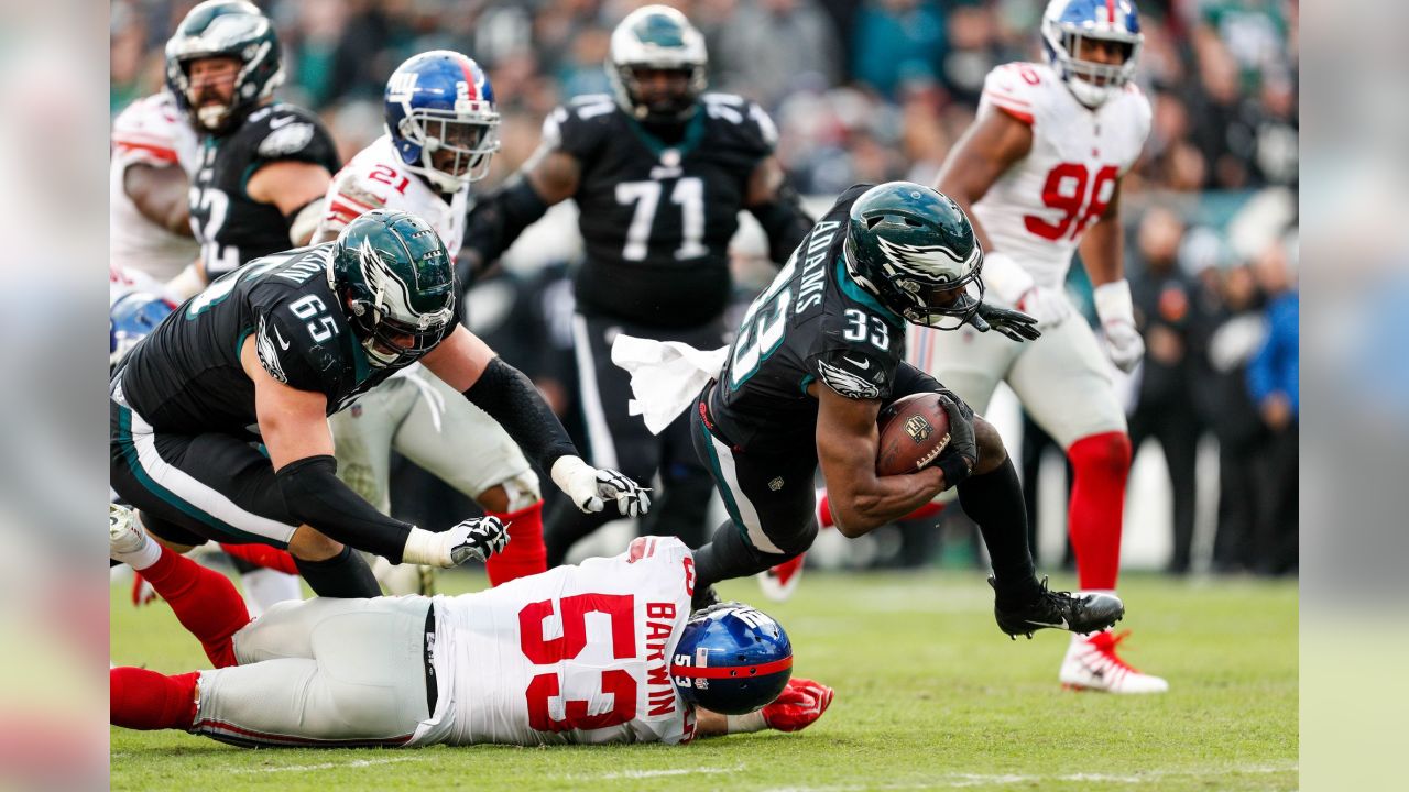 NY Giants earn second win, Josh Brown kicks five field goals in 15-7 Big  Blue win over Eagles – New York Daily News