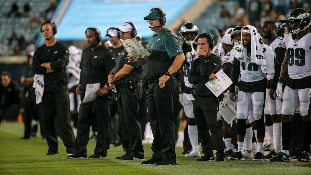 Eagles Fans Celebrate Big Win Vs. Jaguars Despite Gloomy Weather – NBC10  Philadelphia