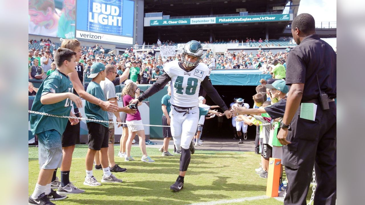 Philadelphia Eagles' Jalen Mills Surprises Young Fan With Tickets